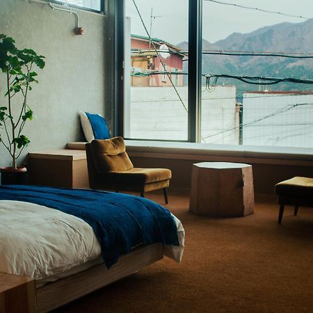 Hostel Saruya Fujiyoshida Bagian luar foto
