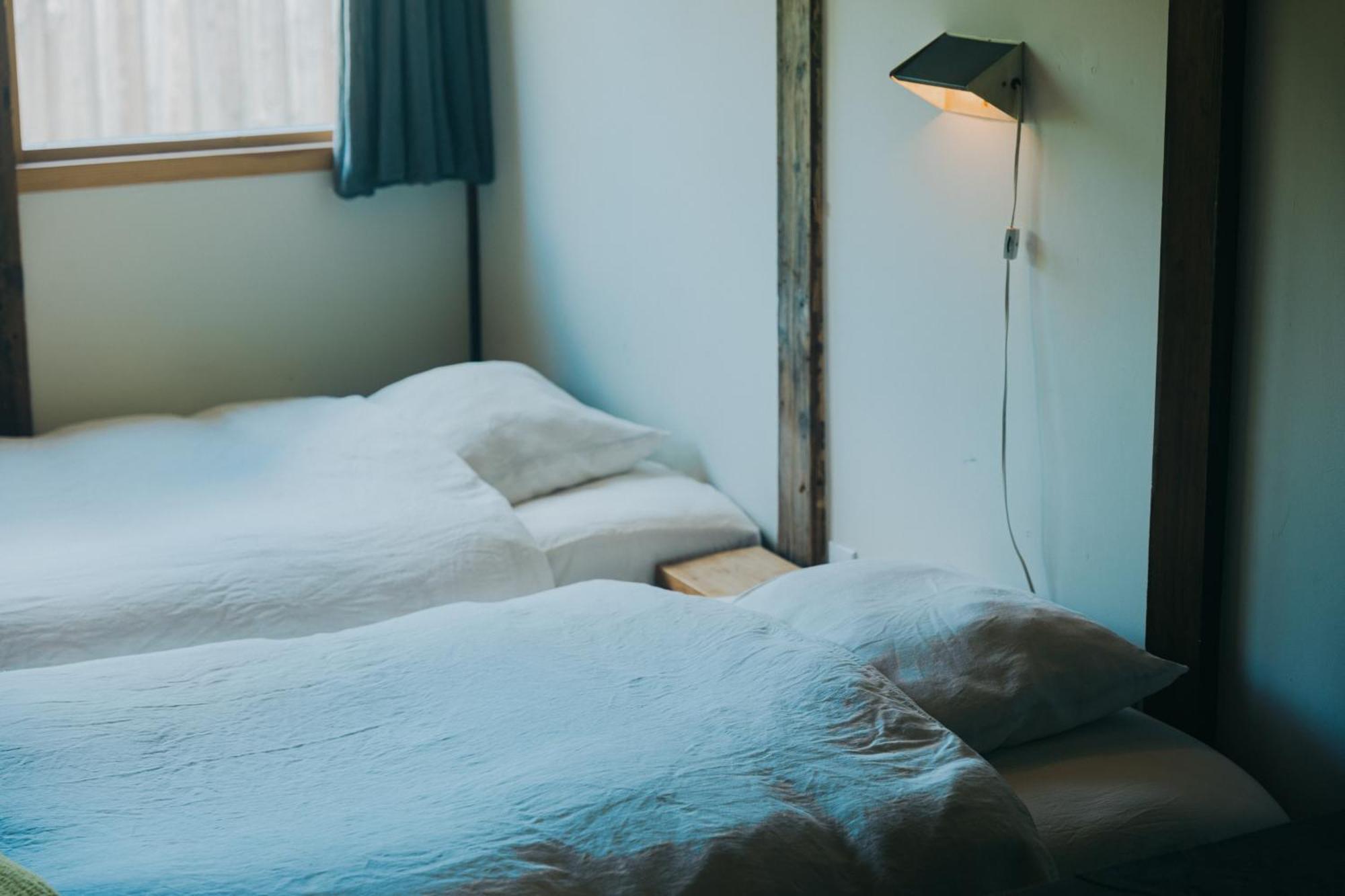 Hostel Saruya Fujiyoshida Bagian luar foto